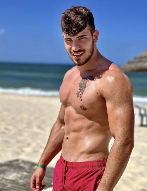 Boris photo 25, european, average, black hair, 188 cm, 86 kg, Hong Kong