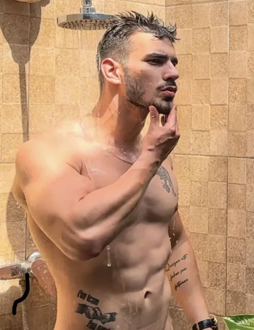 Boris photo 27, european, average, black hair, 188 cm, 86 kg, Hong Kong