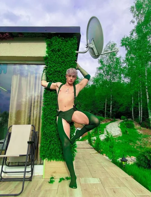 Zarcy photo 15, european, athletic, blonde hair, 175 cm, 65 kg, Hong Kong