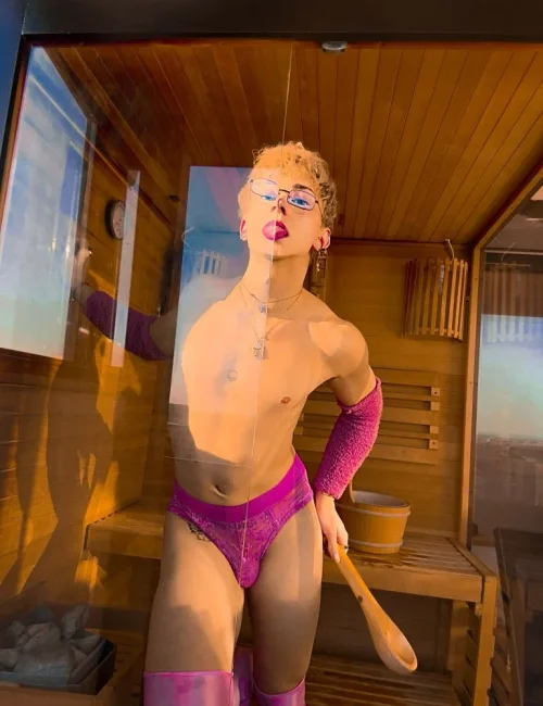 Zarcy photo 41, european, athletic, blonde hair, 175 cm, 65 kg, Hong Kong