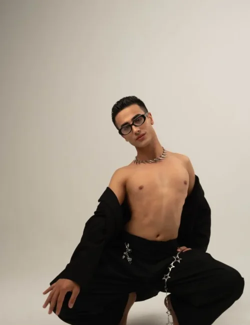 Ivan photo 1, european, curvy, black hair, 170 cm, 77 kg, Hong Kong