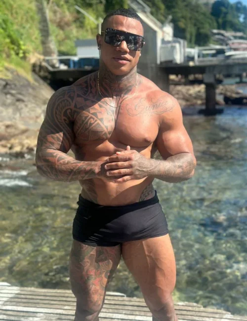 Galvao photo 13, asian, busty, black hair, 180 cm, 95 kg, Hong Kong