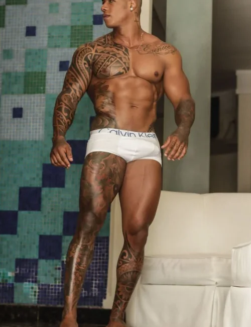 Galvao photo 16, asian, busty, black hair, 180 cm, 95 kg, Hong Kong