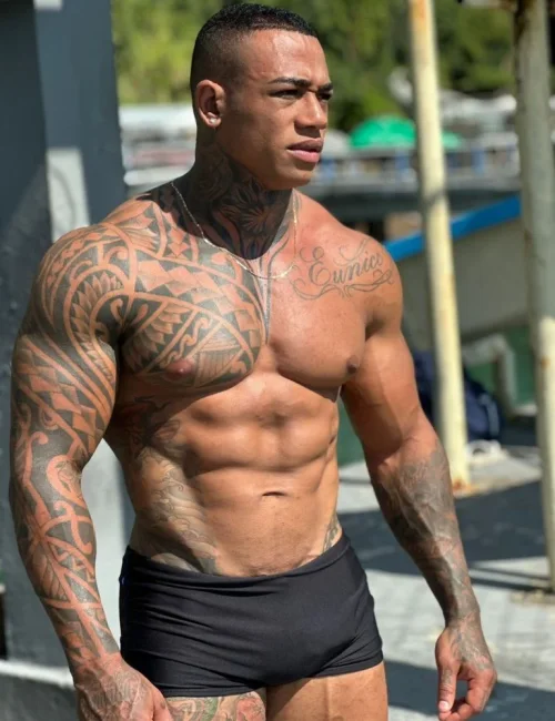 Galvao photo 21, asian, busty, black hair, 180 cm, 95 kg, Hong Kong