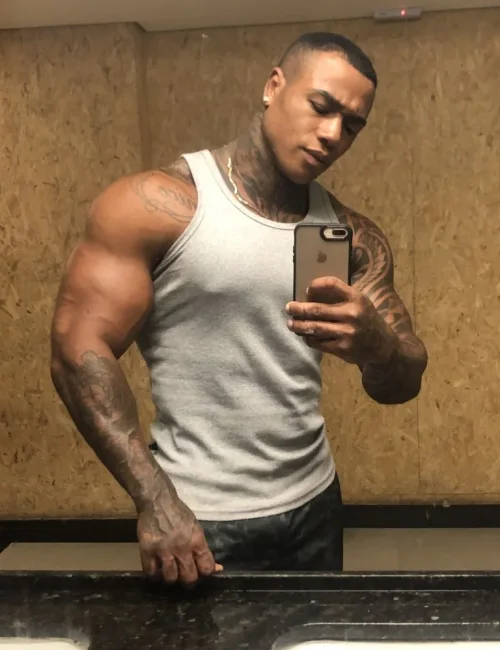 Galvao photo 7, asian, busty, black hair, 180 cm, 95 kg, Hong Kong