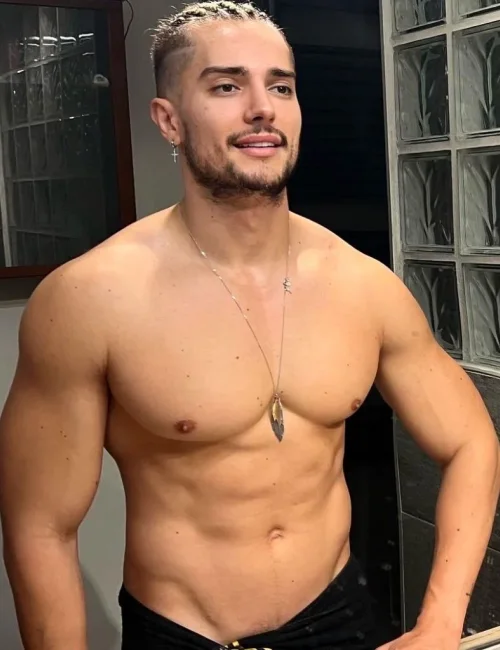 Gustavo photo 1, european, curvy, blonde hair, 183 cm, 90 kg, Hong Kong