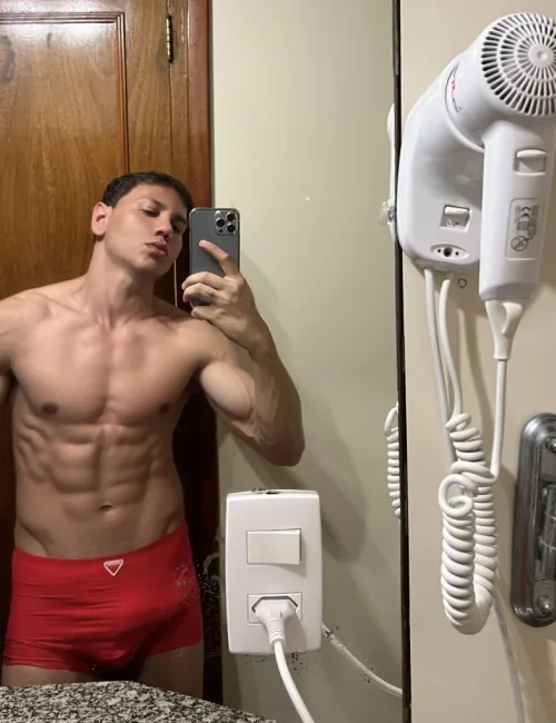 Bruno photo 1, asian, average, brunette, 178 cm, 79 kg, Hong Kong