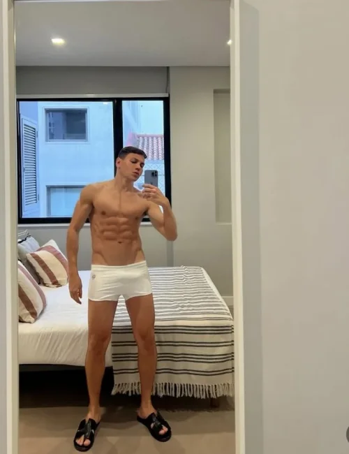 Bruno photo 4, asian, average, brunette, 178 cm, 79 kg, Hong Kong
