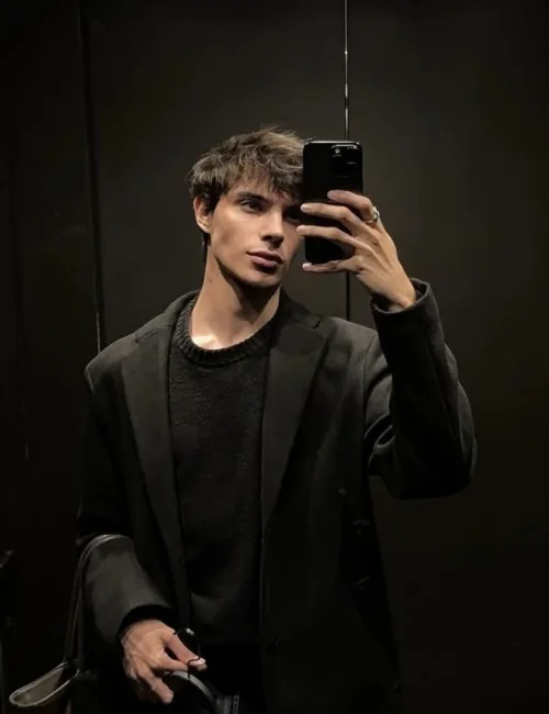 Gabriel photo 2, european, slim, brunette, 178 cm, 52 kg, Hong Kong