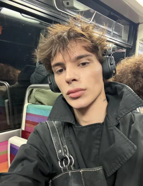 Gabriel photo 6, european, slim, brunette, 178 cm, 52 kg, Hong Kong