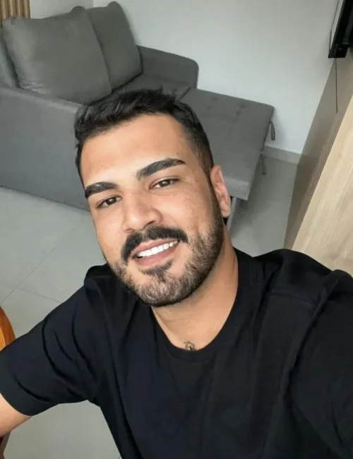 Vensky photo 1, european, average, black hair, 195 cm, 95 kg, Hong Kong