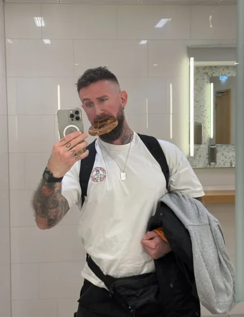 Troy photo 11, european, curvy, brunette, 185 cm, 93 kg, Hong Kong