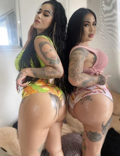 Naya and Una photo 7, asian, athletic, brunette, 147 cm, 47 kg, Large bust, Hong Kong