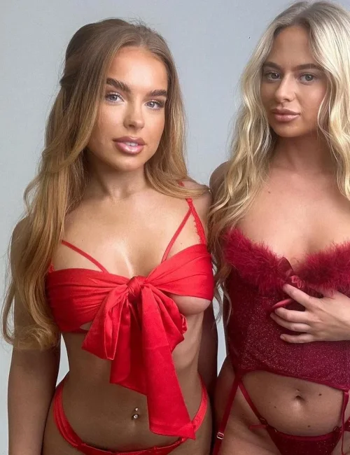 Mila and Nora photo 4, european, slim, blonde hair, 180 cm, 35 kg, Large bust, Hong Kong