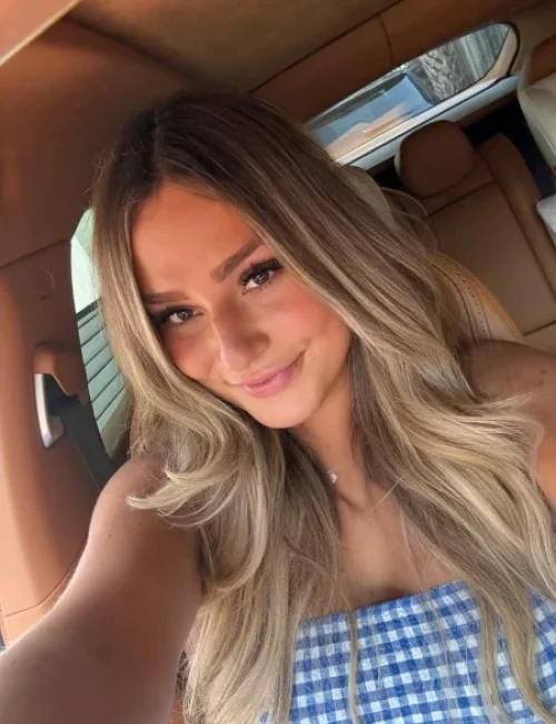 Frida photo 4, european, average, blonde hair, 176 cm, 72 kg, Medium bust, Hong Kong