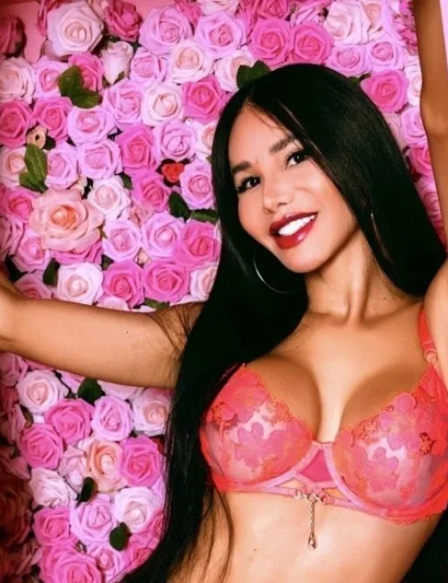 Andrea Mira photo 21, ebony, average, black hair, 167 cm, 68 kg, Medium bust, Hong Kong