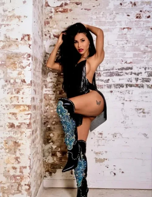 Andrea Mira photo 24, ebony, average, black hair, 167 cm, 68 kg, Medium bust, Hong Kong