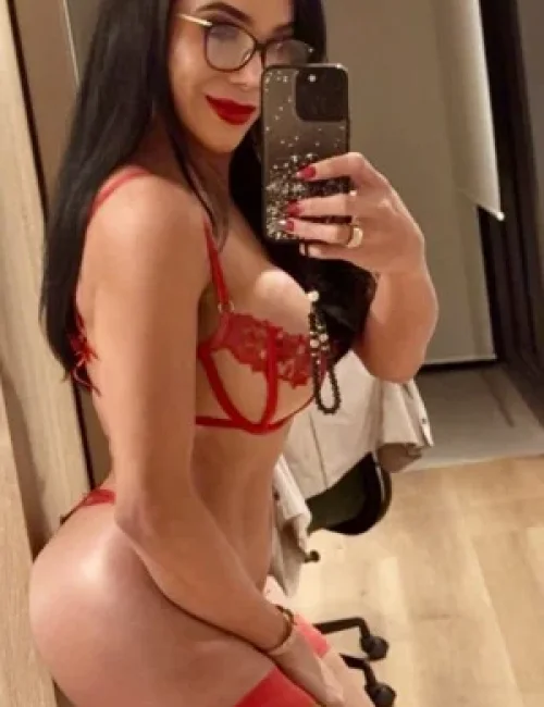 Isabela photo 56, asian, average, black hair, 161 cm, 63 kg, Medium bust, Hong Kong