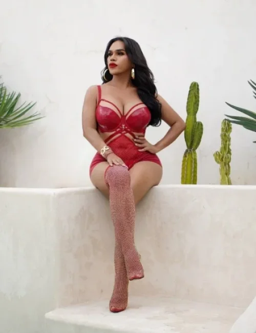 Ivana photo 9, asian, curvy, black hair, 178 cm, 81 kg, Large bust, Hong Kong