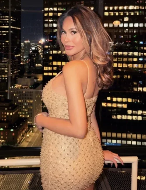 Amber Nora photo 3, asian, curvy, brunette, 158 cm, 63 kg, Medium bust, Hong Kong