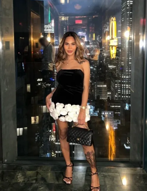 Amber Nora photo 30, asian, curvy, brunette, 158 cm, 63 kg, Medium bust, Hong Kong