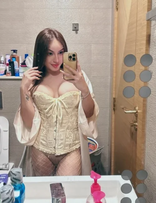 Mariel photo 5, asian, curvy, brunette, 155 cm, 63 kg, Medium bust, Hong Kong