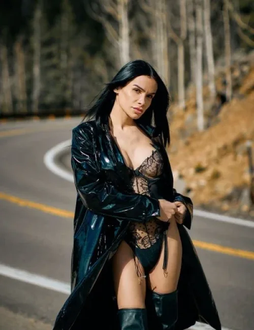 Harumi photo 9, asian, athletic, black hair, 167 cm, 56 kg, Medium bust, Hong Kong