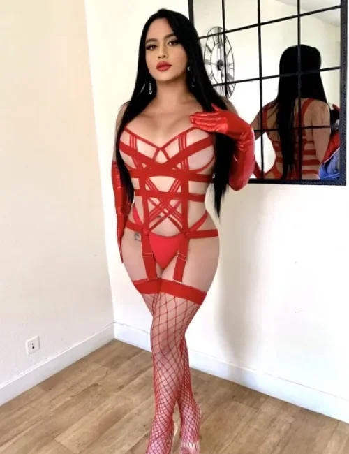 Amelia Mira photo 31, ebony, athletic, black hair, 174 cm, 61 kg, Large bust, Hong Kong