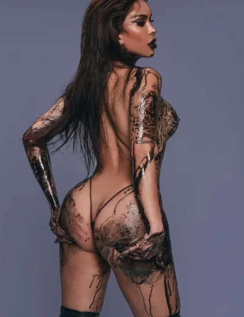Petra Lina photo 12, european, average, black hair, 155 cm, 56 kg, Medium bust, Hong Kong