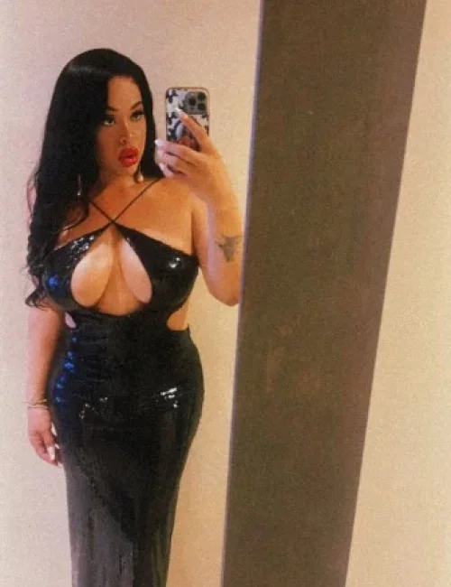 Raven photo 17, asian, curvy, black hair, 164 cm, 68 kg, Large bust, Hong Kong