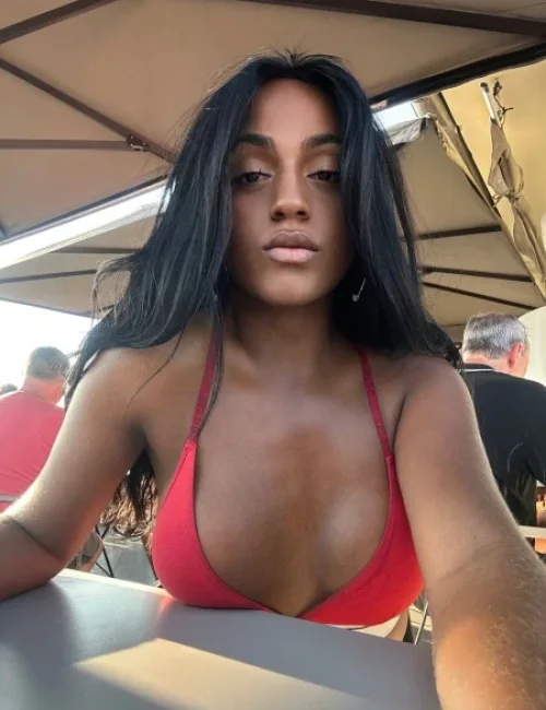 Keishla photo 7, european, athletic, black hair, 176 cm, 61 kg, Medium bust, Hong Kong