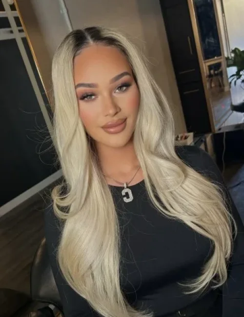 Kelsey photo 8, european, curvy, blonde hair, 170 cm, 77 kg, Large bust, Hong Kong