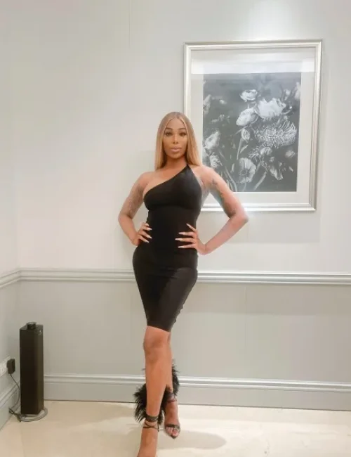 Candy Mira photo 14, ebony, athletic, blonde hair, 182 cm, 72 kg, Large bust, Hong Kong