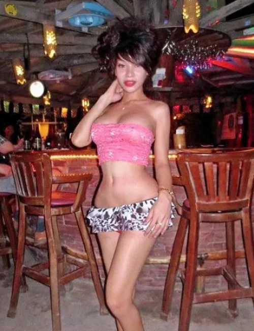Salma photo 73, asian, petite, brunette, 152 cm, 45 kg, Medium bust, Hong Kong