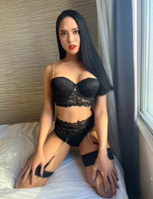Susie photo 18, asian, athletic, black hair, 170 cm, 54 kg, Medium bust, Hong Kong