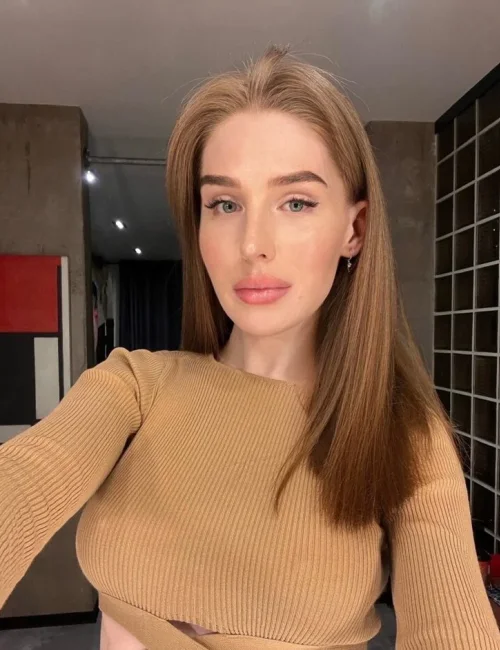Kseniya photo 15, european, slim, brunette, 178 cm, 58 kg, Medium bust, Hong Kong