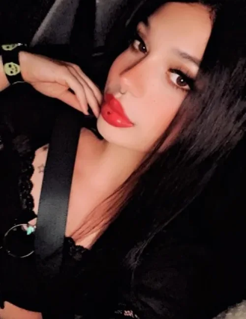 Greta photo 7, european, curvy, black hair, 161 cm, 68 kg, Medium bust, Hong Kong