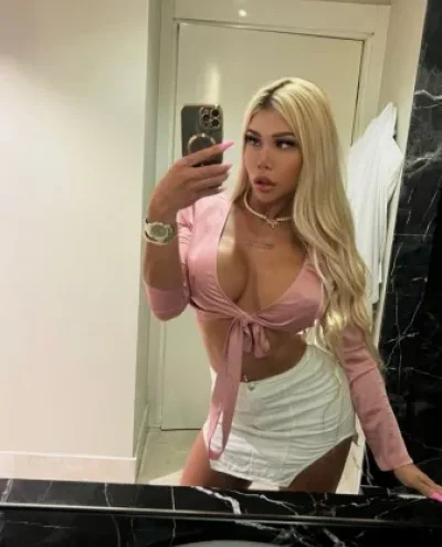 Lika photo 1, ebony, average, blonde hair, 170 cm, 65 kg, Large bust, Hong Kong