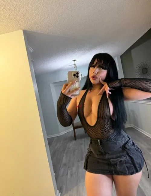 Manuela photo 13, asian, busty, black hair, 164 cm, 79 kg, Large bust, Hong Kong