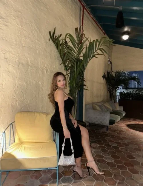 Gwyneth photo 32, asian, athletic, brunette, 161 cm, 56 kg, Medium bust, Hong Kong