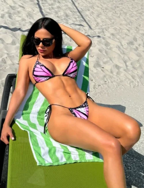 Ginna photo 2, ebony, athletic, brunette, 174 cm, 63 kg, Large bust, Hong Kong