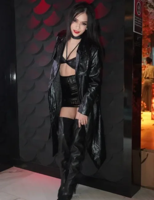 Paris photo 3, asian, athletic, brunette, 170 cm, 56 kg, Small bust, Hong Kong
