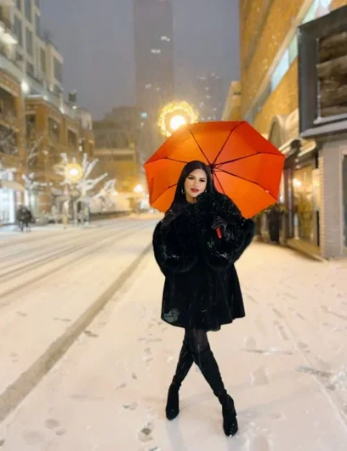Anastasia photo 20, european, curvy, black hair, 167 cm, 72 kg, Medium bust, Hong Kong