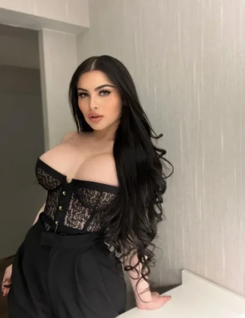 Bonita photo 6, ebony, average, brunette, 176 cm, 70 kg, Large bust, Hong Kong