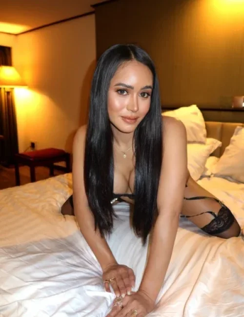 Yumi photo 6, asian, average, brunette, 161 cm, 58 kg, Medium bust, Hong Kong