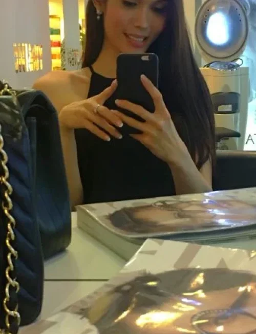 Georgina photo 87, asian, average, brunette, 164 cm, 61 kg, Small bust, Hong Kong