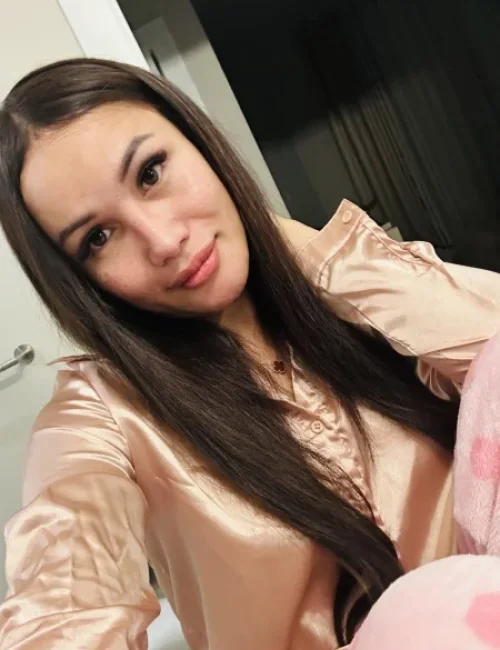 Miyaka photo 2, asian, athletic, black hair, 164 cm, 52 kg, Medium bust, Hong Kong