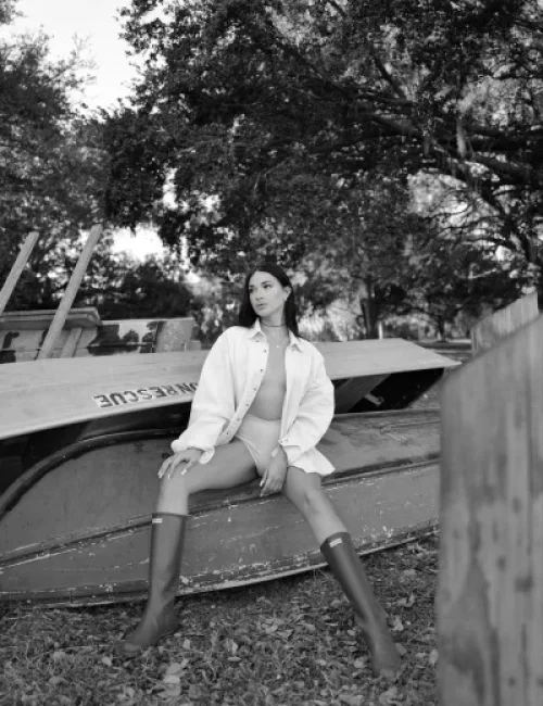 Casey photo 11, european, athletic, black hair, 178 cm, 61 kg, Small bust, Hong Kong