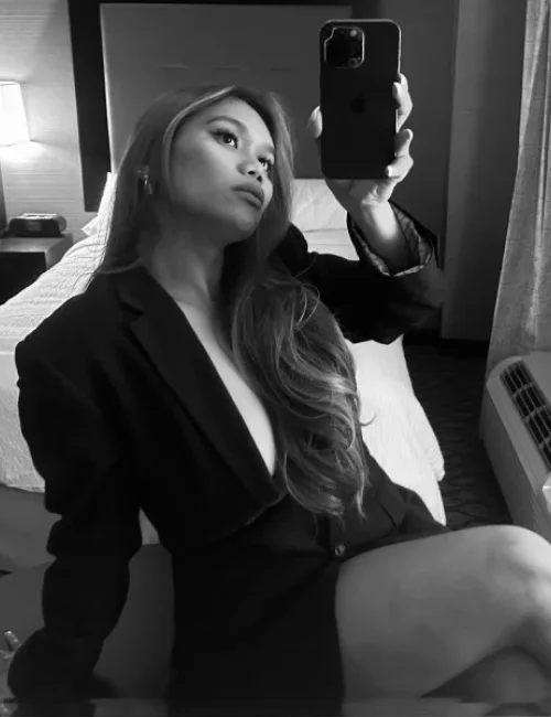 Kendall photo 19, asian, curvy, brunette, 164 cm, 77 kg, Medium bust, Hong Kong
