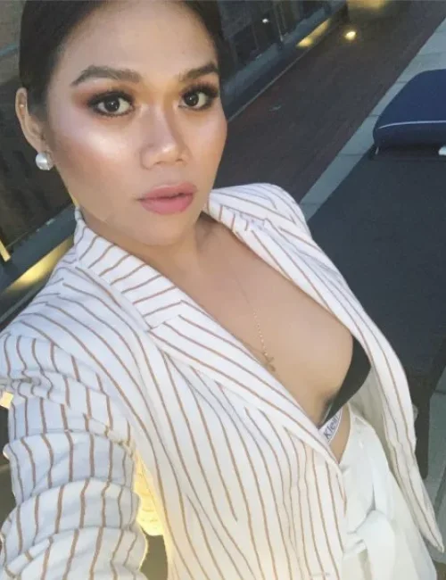 Kendall photo 22, asian, curvy, brunette, 164 cm, 77 kg, Medium bust, Hong Kong